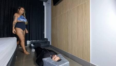 GODDESS CONTROL HIS BREATH