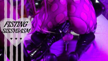 SISSYGASMS after ANAL stretching