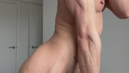 Warning , warning!!! it’s sexy Shredded muscle goddess!!!