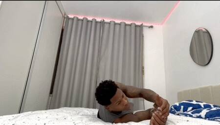 Surprising my boyfriend in real life by sitting on his face! By Bruna Paes and Fernando