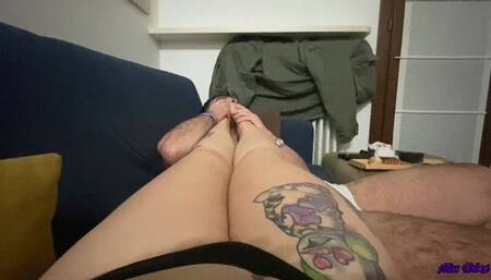 AMATORIAL FOOT LICKING