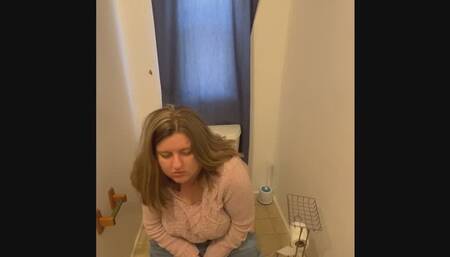 February Compilation Pee Farts and Toilet Dumps MP4