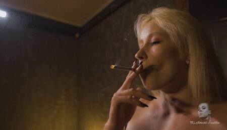 Sound of a burning cigarette FHD MP4