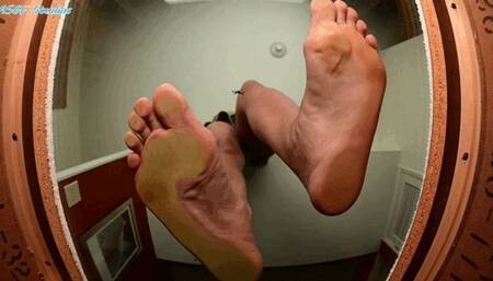 Giantess GEM, unaware crush, finds out you have giant porn!!! - MP4