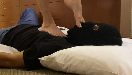 TRAMPLING - MY MAN LOVES OUR NIGHT TRAMPLE SESSION - PRINCESS SARAH