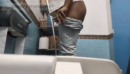 Honey Brown's New Public Leaks!! MOV Version