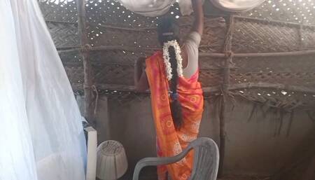 Tamil Housewife Big Boobs Show in Village House