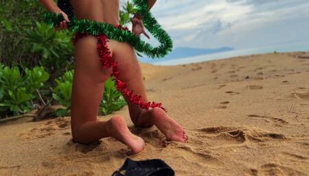 Extreme Christmas Nudity on the Beach