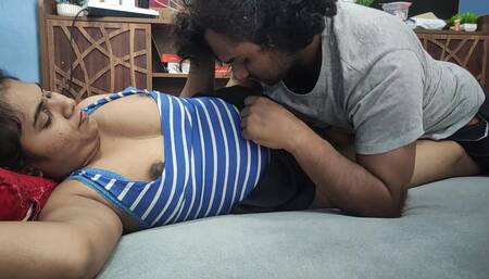 Vaishnavy and Sharun Hot Sex in Bedroom, Mallu Couple Hot Boobs Press and Fuck, Mallu Couple Hot Fuck in Bed, Bedroom Hot Sex