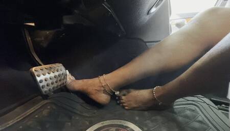 Pedal Play With Hard Revving And HAULING ASS Combo!