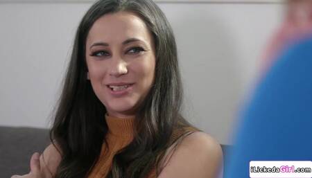 Lesbian counselor fingers petite client