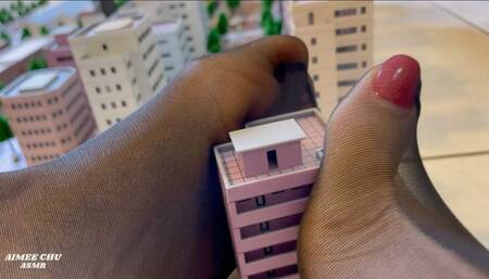 Giantess Girlfriend Aimee Chu City Crush Your City