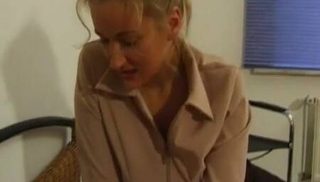 Picked up German Lady Likes to Play with Her Pussy