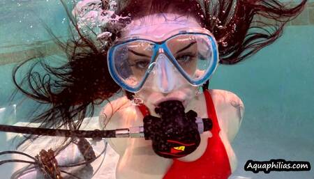 Aquaphilias- Harley Jayde- Underwater SCUBA Rope Submission Challenge