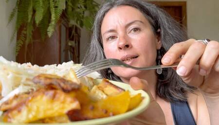 very hungry girl