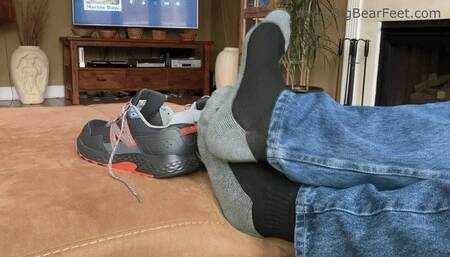 Life with Athlete's Foot II - itchy feet, scratching parody as on TV type ads