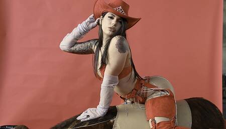 Petite Cowgirl Gina Valentina Rides Huge Cock