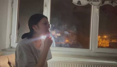SMOKING SEPTEMBER - NOSE EXHALES