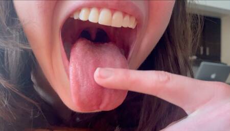 Worship My Tongue and Cum, Tiny