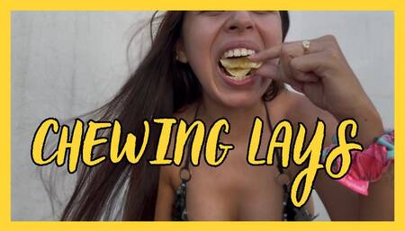 Chewing Lays