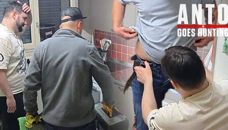 I Convince This Handsome Straight Married Plumber to Try His First Blowjob by a Man and He Let's Me Suck Him Until He Cums