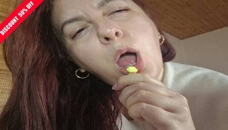 Nicoletta's Bold Experiment: Ingesting a Lego Figure and Documenting the Journey Inside with a Pill Camera 720HD