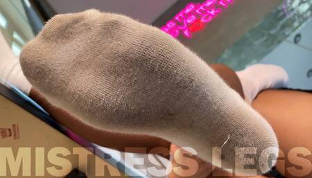 Goddess foot tease in dirty and smelly white socks on the table (4K MP4)