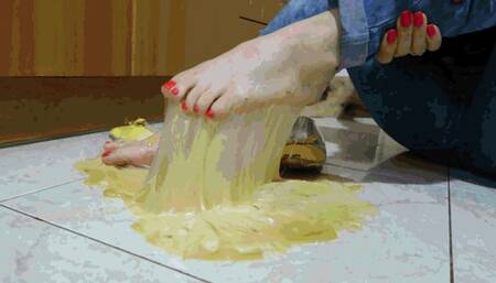 Glue Puddle in the Kitchen AVI (1920x1080) FHD