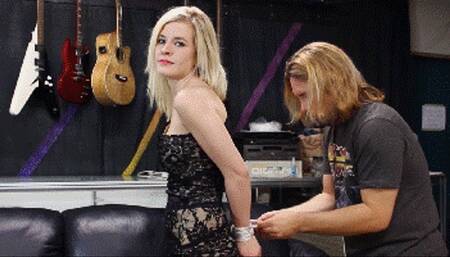 Catie Parker's first time tied up in her life!