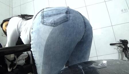 WATHER FARTS WITH CARD PLAY PART 6 BY ANITA PERVERSE CAM BY KLEBER FULL HD