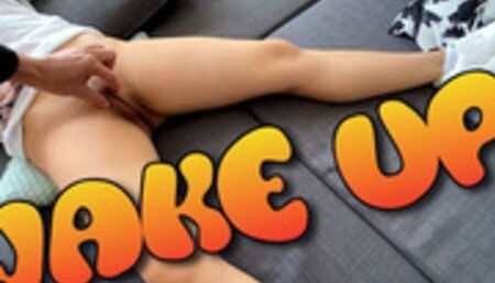 My step DAD Woke Me Up for fresh pee on his dick :D