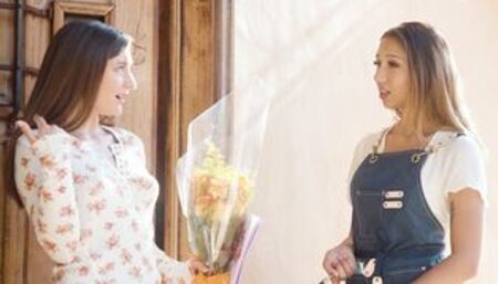 Beautiful babes pussy licking 69 in interracial lesbian sex