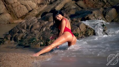 Lara Tinelli In Hot Summer Time