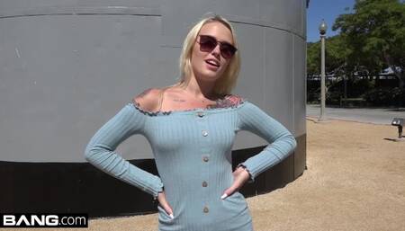 Teen Layla Love Shows off her Pussy on a Hike & then Fucks