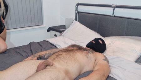 Facesitting and pain