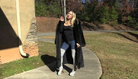 The Big Game Huntress  (WMV HD)