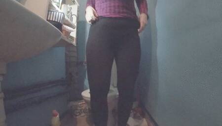 Toilet, red lips, farting, more light