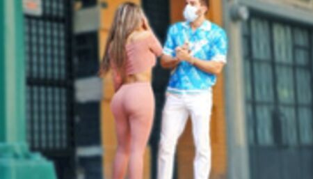 Big Booty Latina Seduces The Rich Stranger To Fuck Her Juicy Pussy