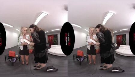 VirtualRealPorn.com - Girls of Christmas (Black Team)