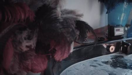 Albadoro footgames in the bathtub (Mobile)