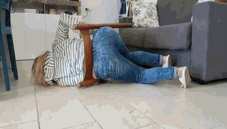 Chair Stuck 3  AVI(1280x720)FHD