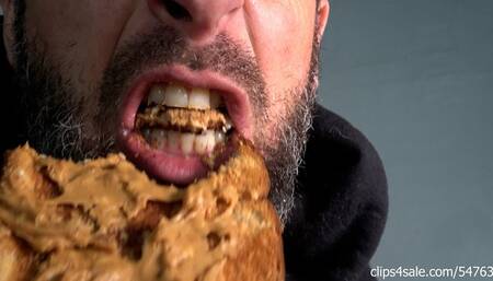 Big Breakfast Chomp - (HD WMV Version)