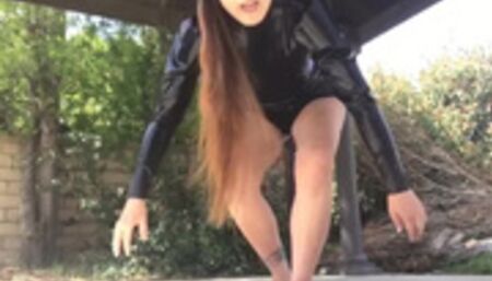 Ballet training in Realise and latex leotards