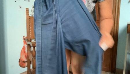 these flared jeans make me a huge ass