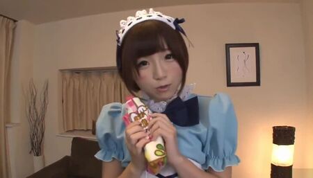 Sensational Sakura Kizuna wants it all