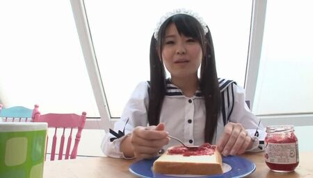 Seducing buxomy Japanese Airi Satou got orgasm by fingering