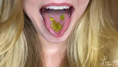 Gummy bears chewing