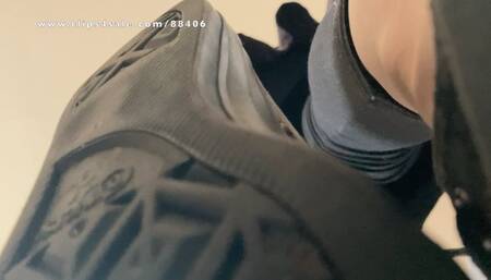 A POV from the bottom - Black Converse Chucks HD 1920*1080