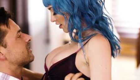 Guy fuck busty babe when wife comes home