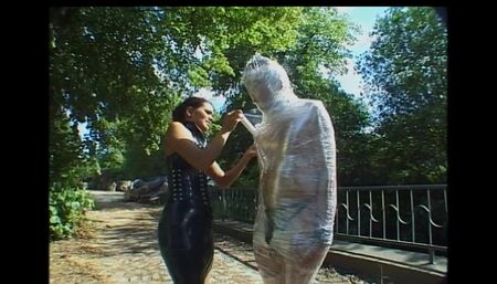 Many shades of perversion - Trauma #09